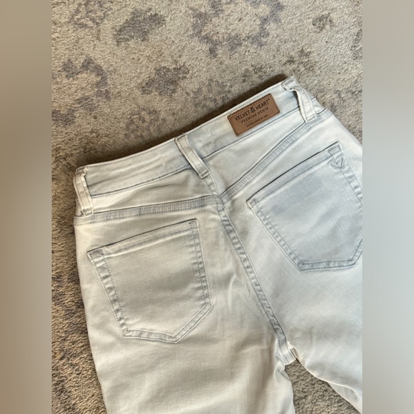 Velvet Heart High rise Jeans - Picture 3 of 4